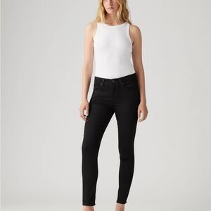 Women's Black Skinny Jeans